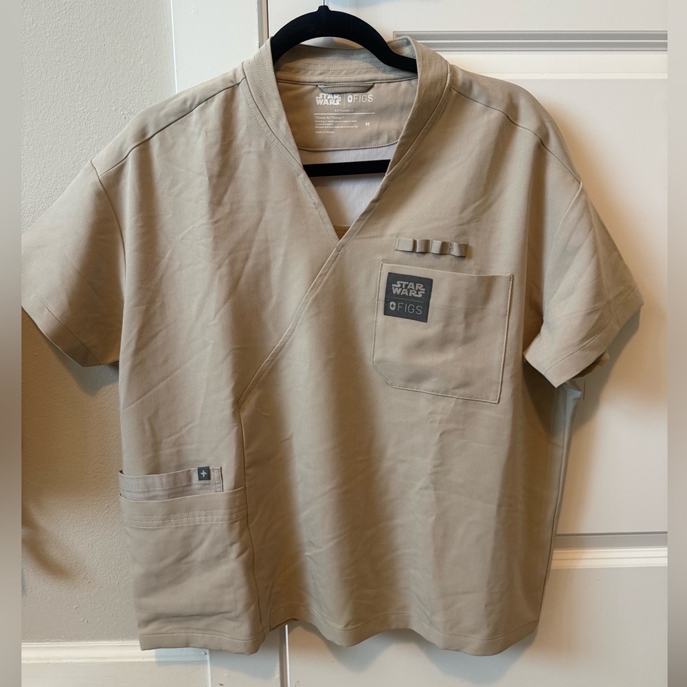 Figs star wars baby yoda top